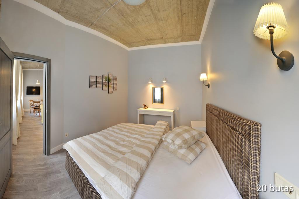 Six Apartment Simona Вилнюс Екстериор снимка
