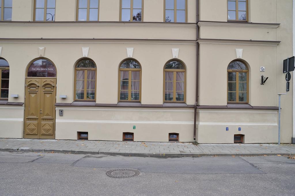 Six Apartment Simona Вилнюс Екстериор снимка